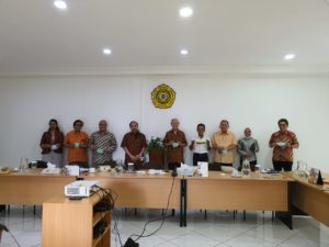 Rapat Pengurus Inti ABP PTSI Pusat bersama Ketua Wankar, Prof. Kusbiantoro di Yayasan Parahyangan, Bandung
