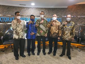 Rapat Rutin Pengurus Pusat dengan Dirjen Dikti Bersama Prof. Nizam/Dirjen Dikti & Dr. Ridwan Anzib/Dir. Kelembagaan 16 Juni 2021.